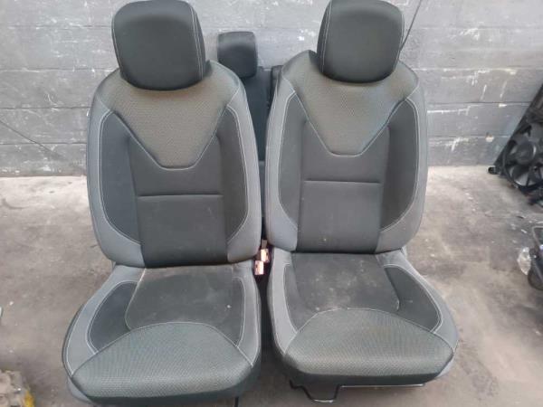 INTÉRIEUR SIÈGES RENAULT - Vue 1